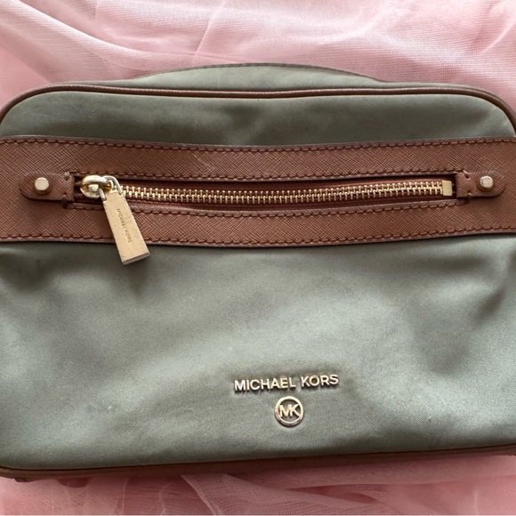 Michael Kors Olive and Chestnut Crossbody Bag - Picture 3 of 7